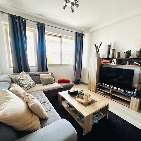 2 Bedroom In Suquet - Private Parking, Walk To Palais & Beaches *