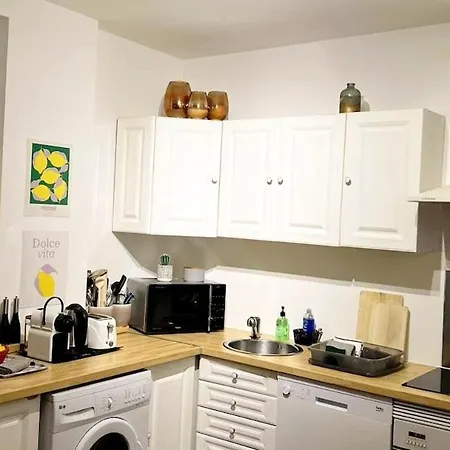 Appartement 2 Bedroom In Suquet - Private Parking, Walk To Palais & Beaches *