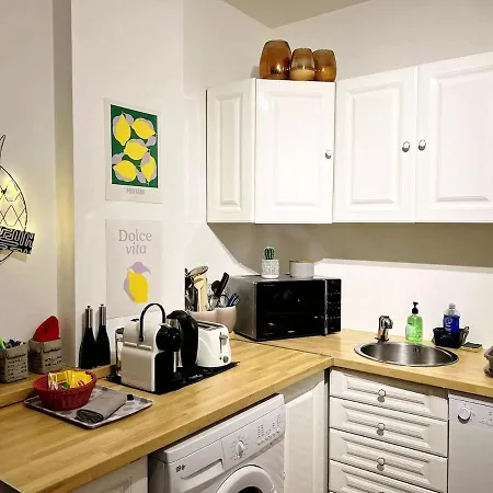 Appartement 2 Bedroom In Suquet - Private Parking, Walk To Palais & Beaches