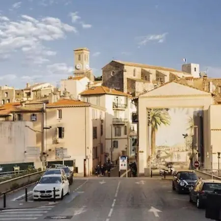 2 Bedroom In Suquet - Private Parking, Walk To Palais & Beaches * Cannes
