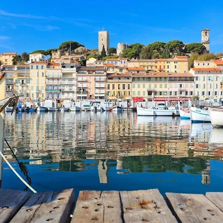 Appartement 2 Bedroom In Suquet - Private Parking, Walk To Palais & Beaches