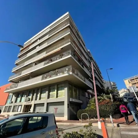 2 Bedroom In Suquet - Private Parking, Walk To Palais & Beaches