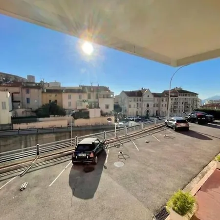 Appartement 2 Bedroom In Suquet - Private Parking, Walk To Palais & Beaches